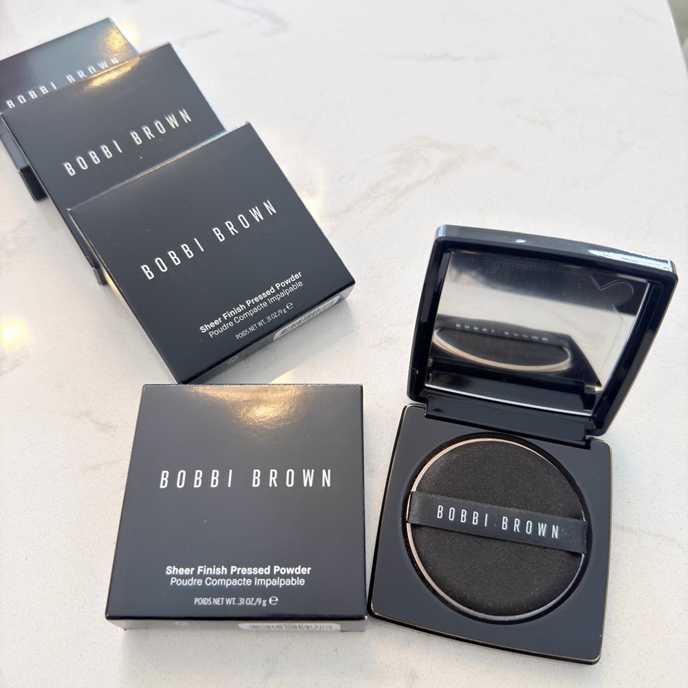 【Brand New】Bobbi Brown Sheer Finish Pressed Powder | Full Size 9g | 2 Shades